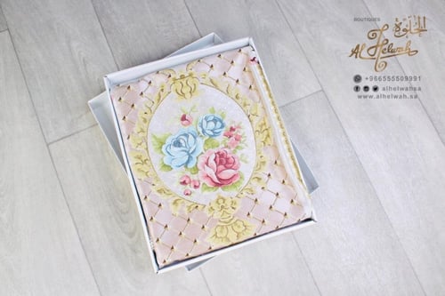 سجادة صلاة تركي فاخرة بعلبة 65x110 سم