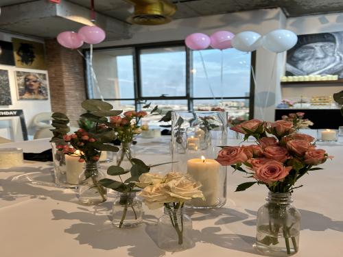 Mirrors and perfume 27 Aug 7-9