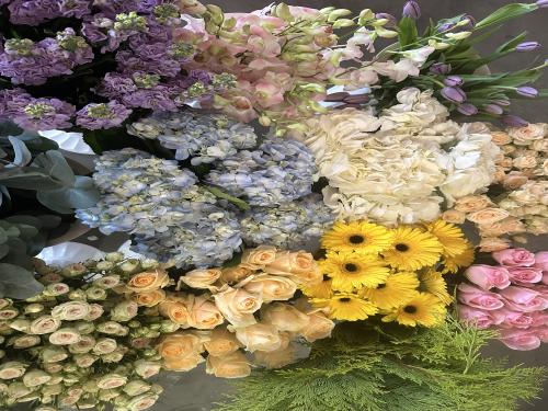 Flower arrangements 22 sep 2025