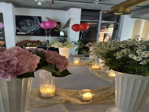 3 feb 2025 Candles decorations