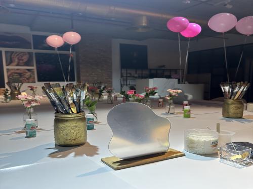 Mirror and perfume making 16 dec 2024