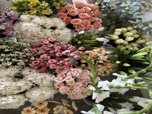 Flower arrangements 8 July 2025