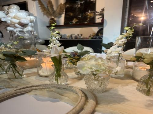 Candle and flowers 10 aug 2025