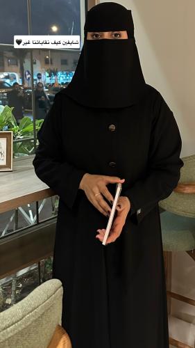 عبايه انيقه