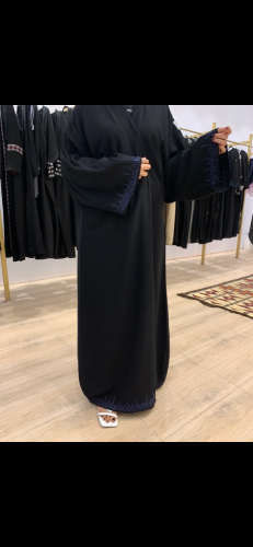 عبايه تطريز كحلي