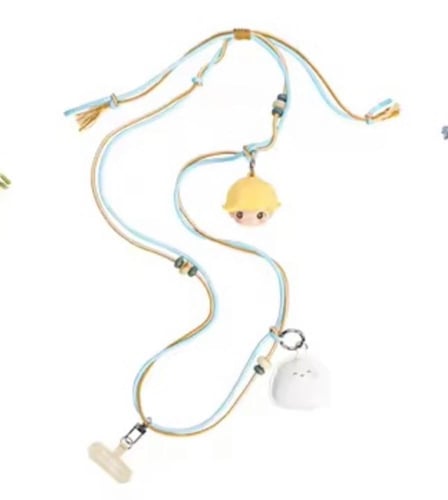 ديمو – ميدالية الهاتف - سلسلة اليوم المفقود