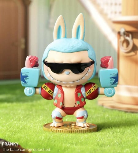 لابوبو × ون بيس – سلسلة الوحوش