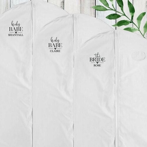 حافظة فساتين