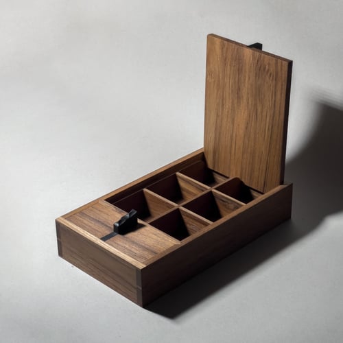 صندوق البخور الأوسط