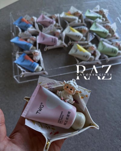 كريم يد بتنسيق خروف العيد