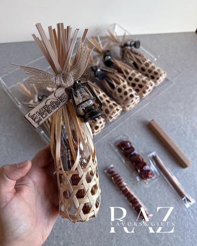 صرة تمر - لوز - علب مسواك