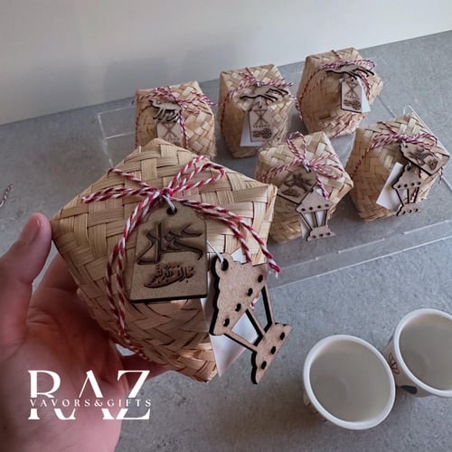 كوب بتصميم فنجان شعبي