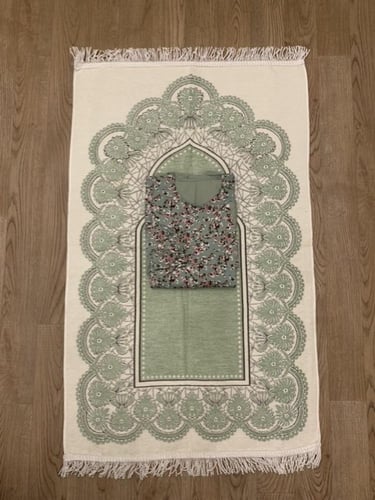 طقم شرشف وسجادة