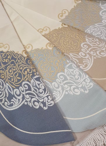 سجادة رمادي