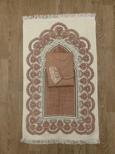 طقم شرشف وسجادة