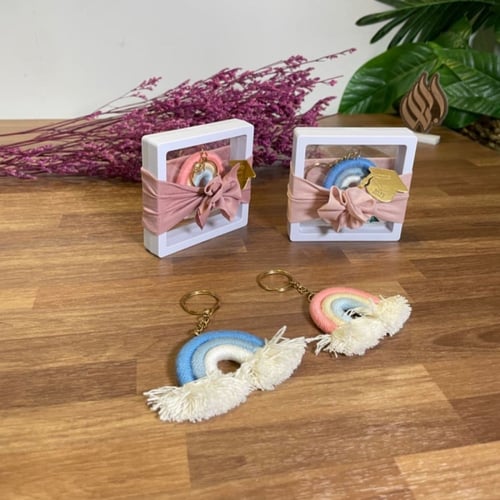 تعليقة مفتاح بالصوف للتوزيعات(12 حبات)