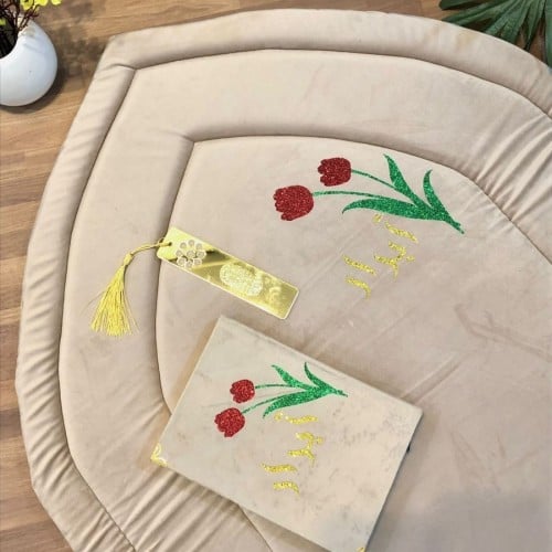 طقم ورد مع الاسم