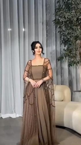 فستان سهره أنيق مطرز