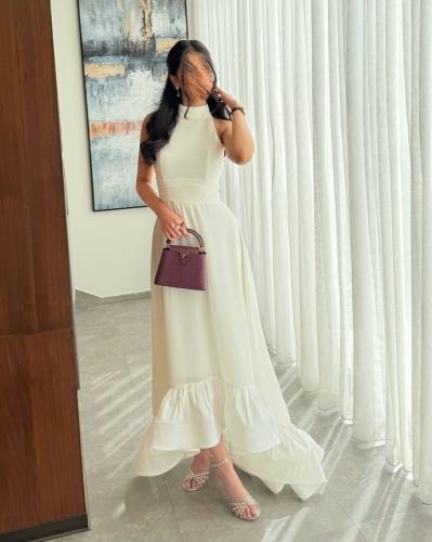 فستان جورجيت أبيض دبل كلوش بتداخل خامة الشانطون –...