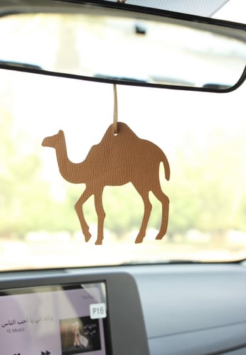 تعليقة جلديه جمل