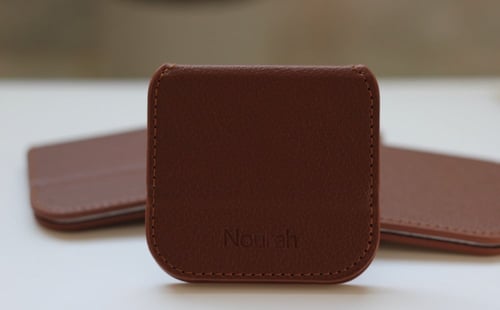 مرآه مع كتابة الأسم