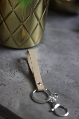 ميدالية جلد