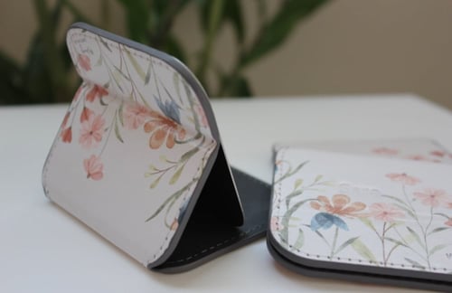 مرآه مع كتابة الأسم