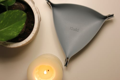 سلة جلد مع كتابة الأسم