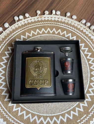 قارورة شراب روسية