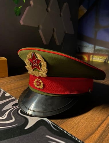 طاقية الكابتن الروسية