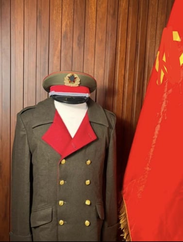 معطف الروسي [زيتي]