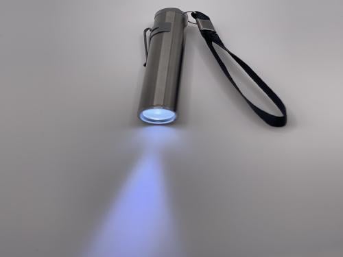LED white light flashlight