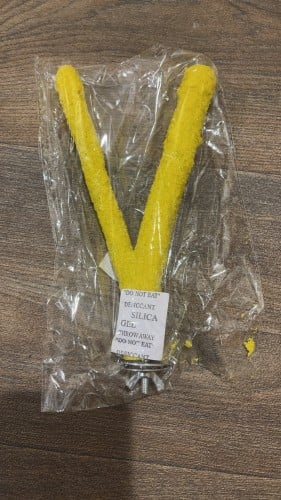 Yellow Y-shaped cooling and perch