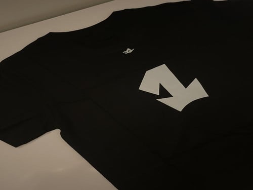 تيشيرت بوي نكست دور