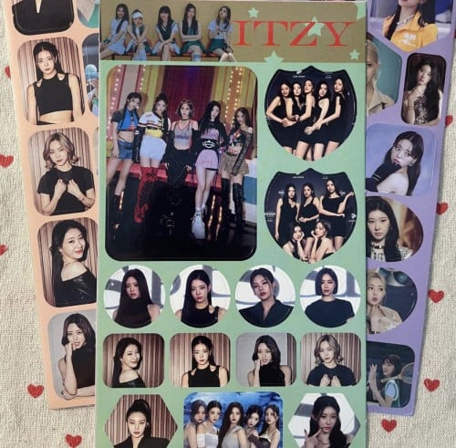 ملصقات انزي Itzy