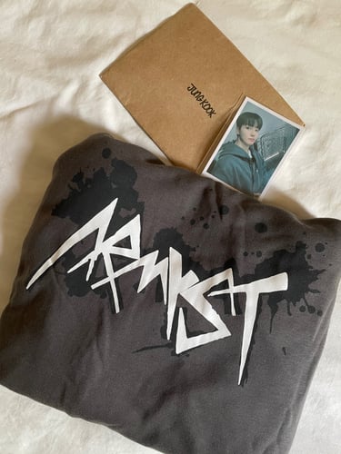 هودي جونغكوك مع الملحقات