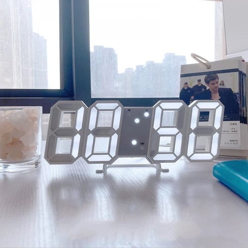 ساعة رقمية ثلاثية الأبعاد LED مع منبة