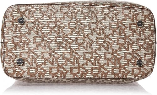 شنطة نسائية من دكني