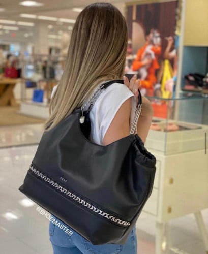 شنطة نسائية من دكني