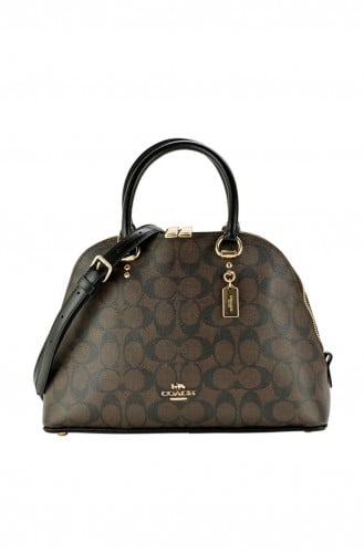 شنطة نسائية من كوتش