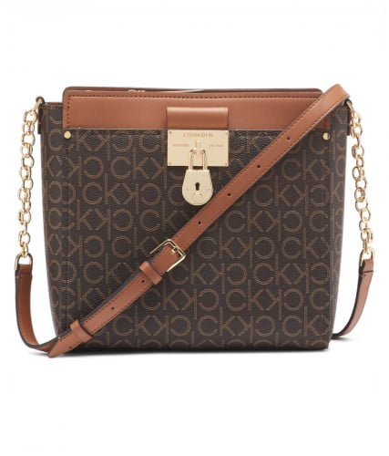 شنطة نسائية من كالفن كلاين