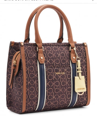 شنطة نسائية من كالفن كلاين