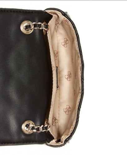 شنطة نسائية من قيس