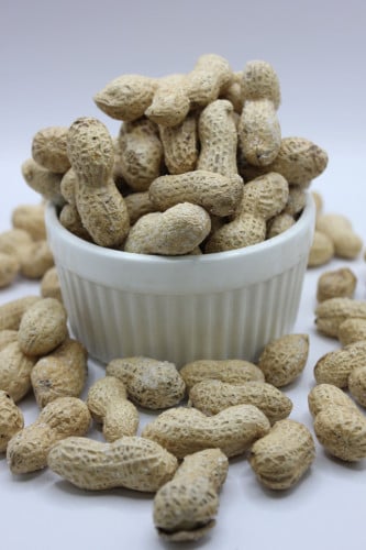 فول سوداني بالقشره