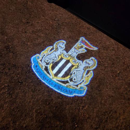 بروجكتر لباب السيارة بعدسة ( نيوكاسل )