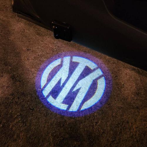 عدسة ( انتر )