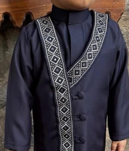 ثوب و سديري بشت السمو - متوفر بعدة الوان