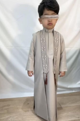 ثوب ودقله الفخامة الملكية