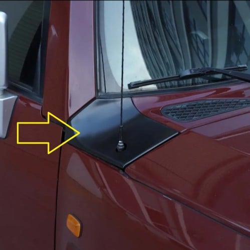 ديكور خلف الكبوت يمين اف جي كروزر