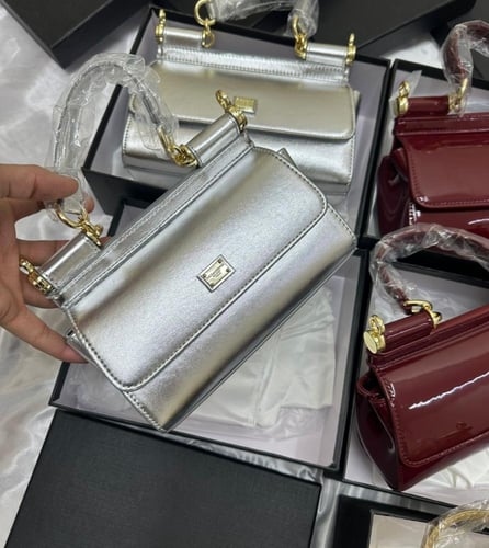 دلوتشي اند قابانا